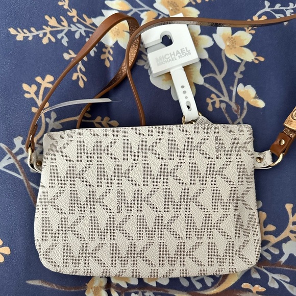 Michael Kors Waistbag/Fannybag - Picture 4 of 4